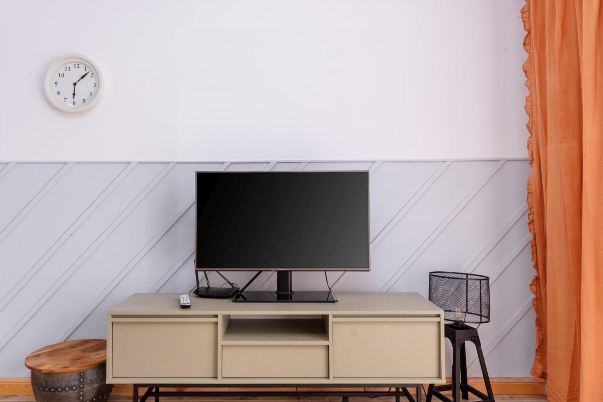 Paryski Zakatek Cosy Apartment Вроцлав Екстериор снимка