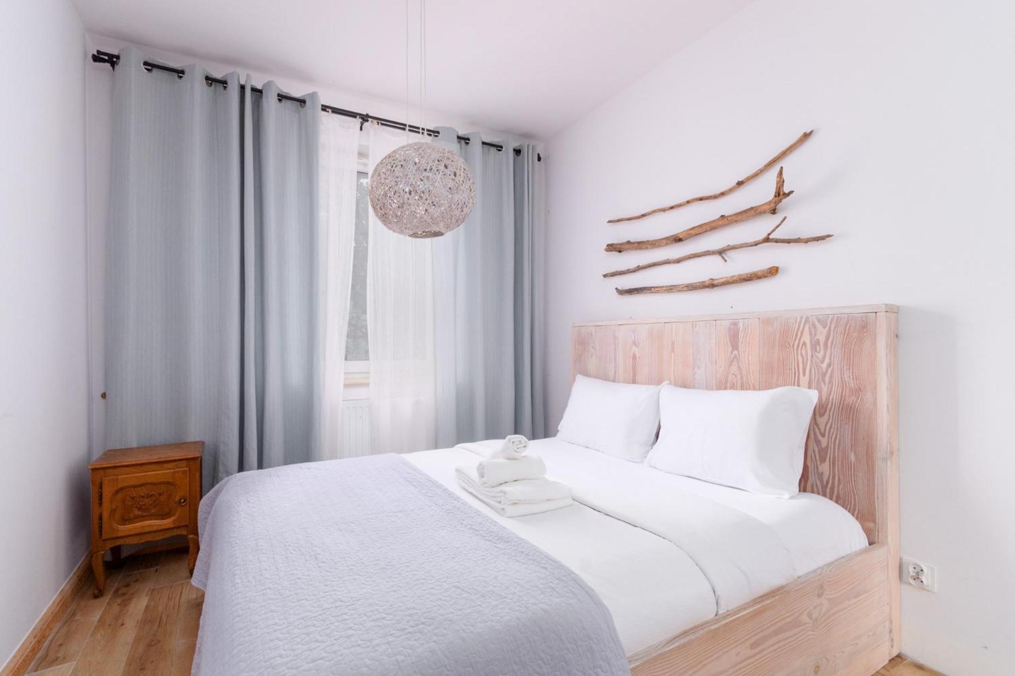 Paryski Zakatek Cosy Apartment Вроцлав Екстериор снимка